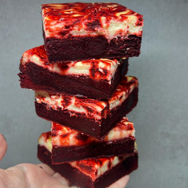 Red Velvet Cheesecake Blondie XL