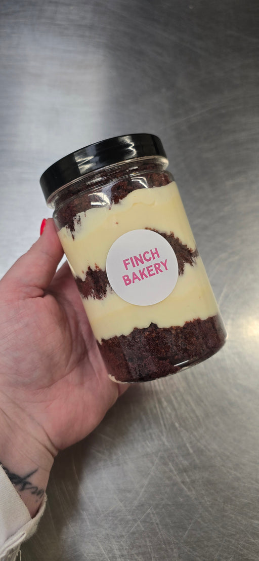 Cake Jar (Red Velvet & White Choc)